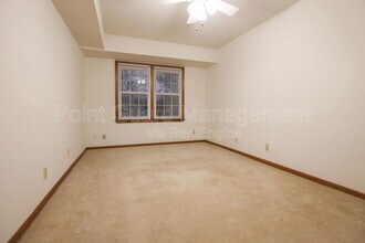 5828 Erskine St in Omaha, NE - Building Photo - Building Photo