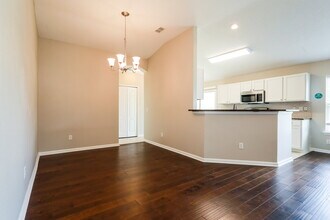 2682 Oak Haven Dr in Middleburg, FL - Foto de edificio - Building Photo