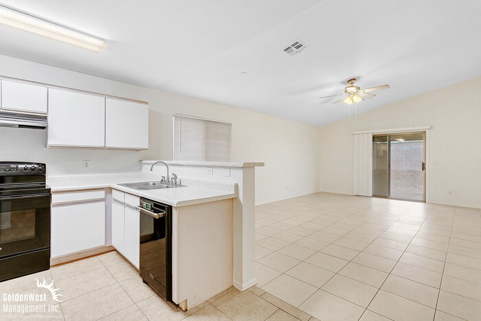 22331 N 107th Dr in Sun City, AZ - Building Photo