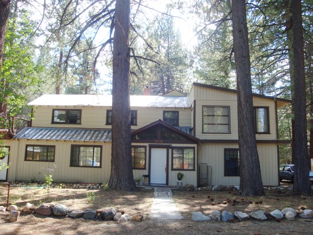 918 Glorene Ave in South Lake Tahoe, CA - Building Photo