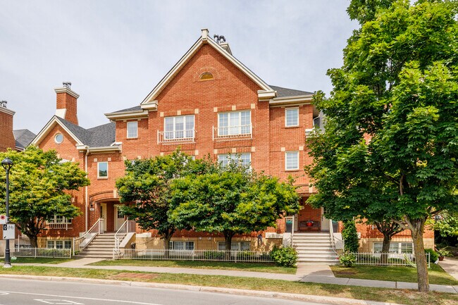 1421 Alexis-Nihon Boul in St. Laurent, QC - Building Photo - Building Photo