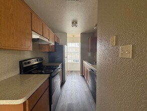 4406 Deek Dr-Unit -Unit B in Killeen, TX - Foto de edificio - Building Photo