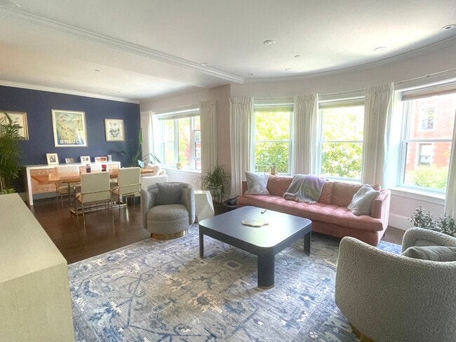 31 Claflin Rd, Unit 2 in Brookline, MA - Building Photo - Building Photo