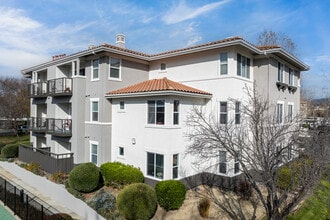Cornerstone Apartments in San Ramon, CA - Foto de edificio - Building Photo