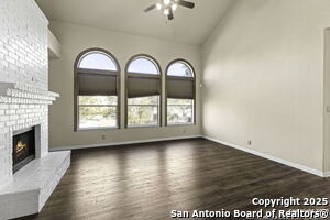 419 Coyanosa Falls in San Antonio, TX - Building Photo - Building Photo