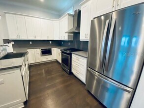 105 5th Ave N in St. Petersburg, FL - Building Photo - Building Photo