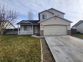 5513 Aspenwood Ave in Caldwell, ID - Building Photo