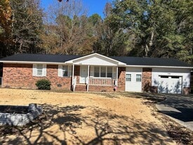 1728 NC-20 in Saint Pauls, NC - Building Photo