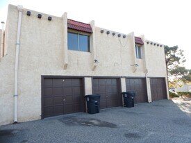 8436 Spain Rd NE in Albuquerque, NM - Building Photo