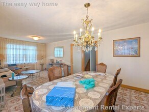 71 Pennsylvania Ave in Somerville, MA - Building Photo - Building Photo