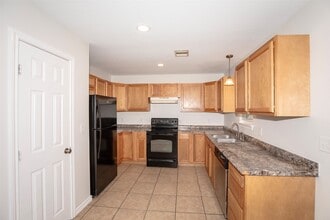 305 S Westward St in Texas City, TX - Building Photo - Building Photo