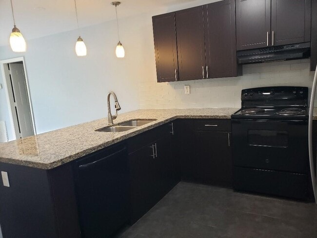 property at 4392 Riverside Dr