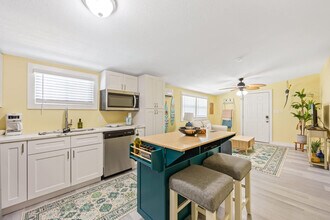224 E Grant Ave in Cocoa Beach, FL - Building Photo - Building Photo