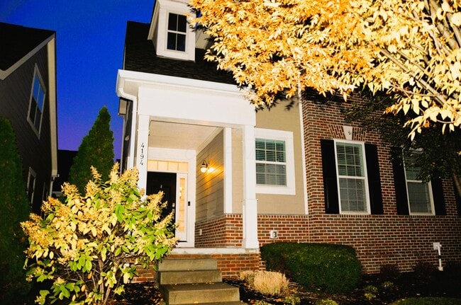 4194 Troutbrook Dr in Dublin, OH - Building Photo - Building Photo