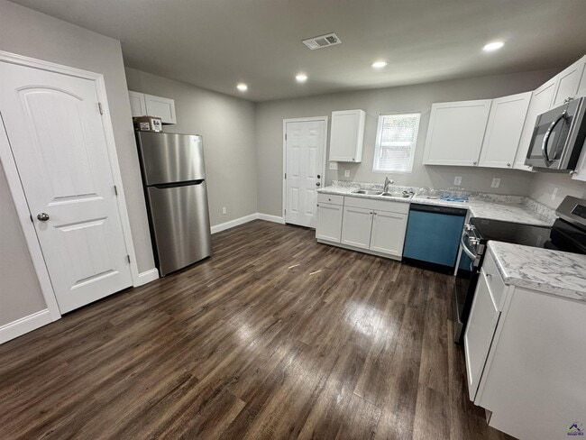 property at 301 Doyle St