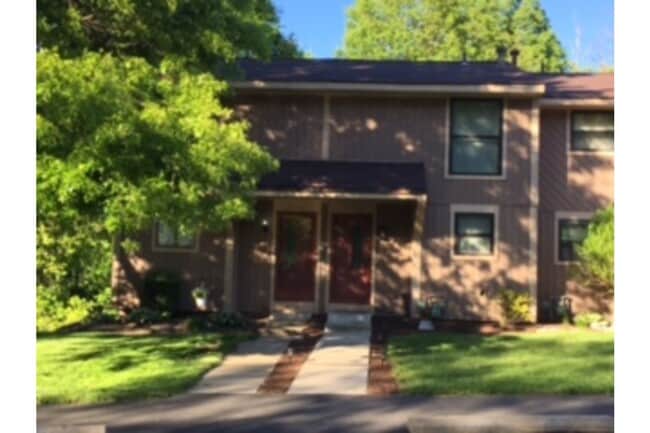 property at 3160 Laurel Ridge Cir