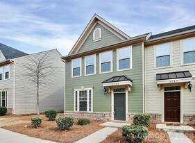 3043 Potomac River Pkwy in Charlotte, NC - Building Photo