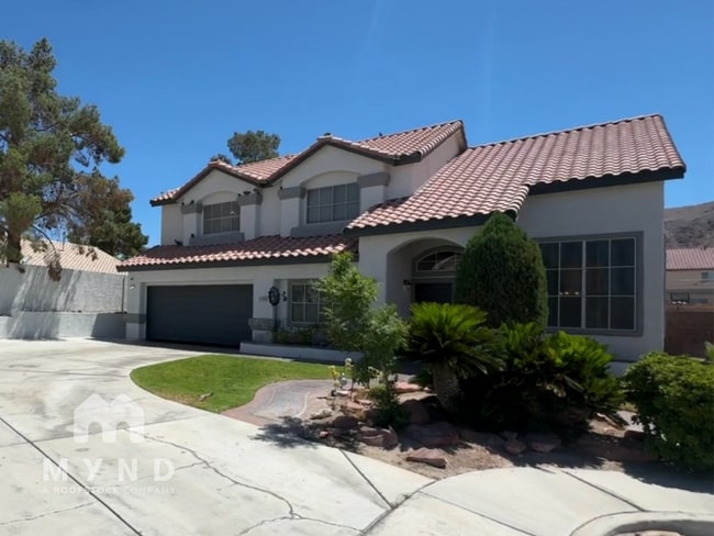 property at 1440 Honey Lake St