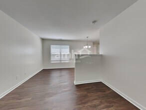 132 Drewsbury Dr in Greensboro, NC - Building Photo - Building Photo