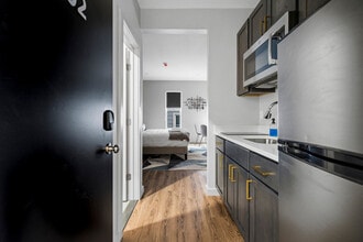 89 Cottage St in Middletown, NY - Foto de edificio - Building Photo