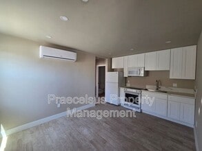 2006 J Ave in National City, CA - Building Photo - Building Photo