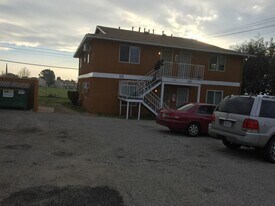 220 N Hargrave St, Unit 1 in Banning, CA - Building Photo