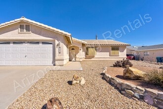 400 Moonshine Dr in Lake Havasu City, AZ - Building Photo - Building Photo