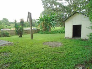 37422 Warren Ave in Dade City, FL - Building Photo - Building Photo