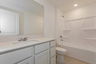 2778 Pioneer Trl in Eagle Lake, FL - Building Photo - Building Photo