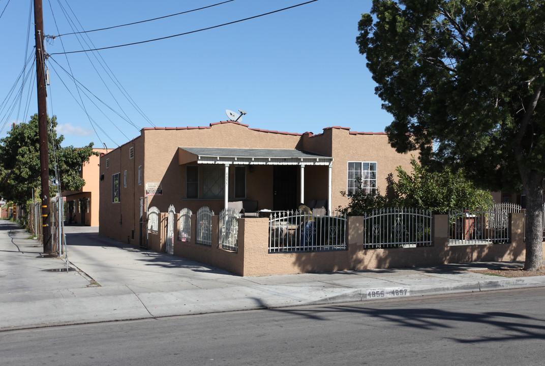 4855-4857 Live Oak St in Bell, CA - Building Photo