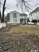 182 Bloomfield Ave in Woodbridge Township, NJ - Building Photo - Building Photo