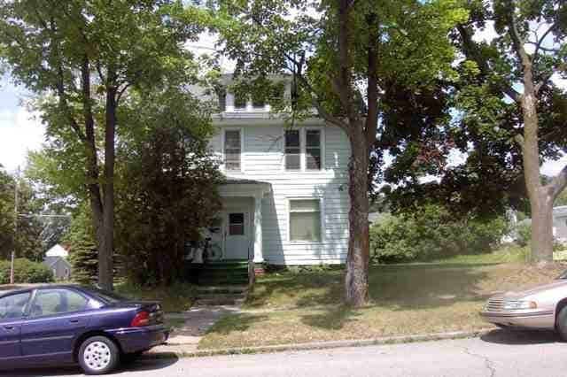 502 E C St in Iron Mountain, MI - Building Photo