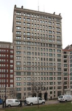 209 E Lake Shore Dr in Chicago, IL - Foto de edificio - Building Photo