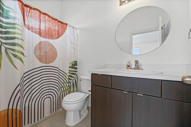 1010 Rooftop Dr in Midvale, UT - Building Photo - Building Photo