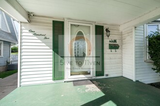 105 E Hillcrest Ave in Dayton, OH - Building Photo - Building Photo