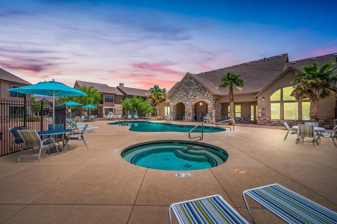 Village at Carlsbad in Carlsbad, NM - Building Photo