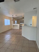 5210 Jewel Canyon Dr in Las Vegas, NV - Building Photo - Building Photo
