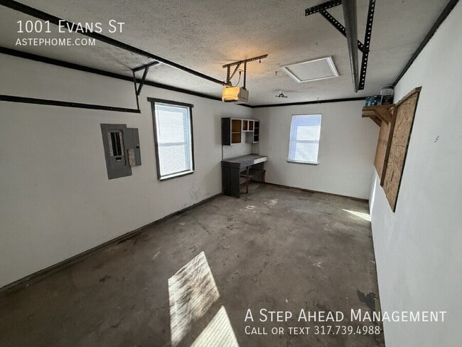 1001 Evans St in Lebanon, IN - Building Photo - Building Photo