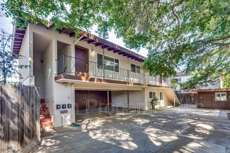 771 Palo Alto Ave in Mountain View, CA - Building Photo