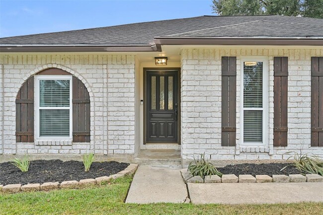 501 Brandywyne Dr in Friendswood, TX - Building Photo - Building Photo