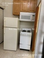 2538 Amber St, Unit Unit 1F in Philadelphia, PA - Building Photo