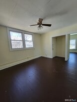 120 North St in Windham, CT - Building Photo