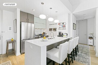 21-45-45 44th Dr in Queens, NY - Building Photo - Building Photo