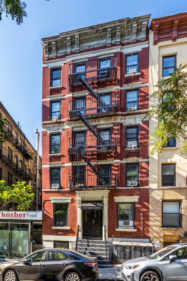 248 E 90th St in New York, NY - Building Photo - Building Photo