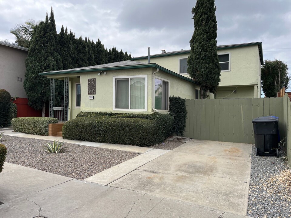 4546 37th St in San Diego, CA - Foto de edificio