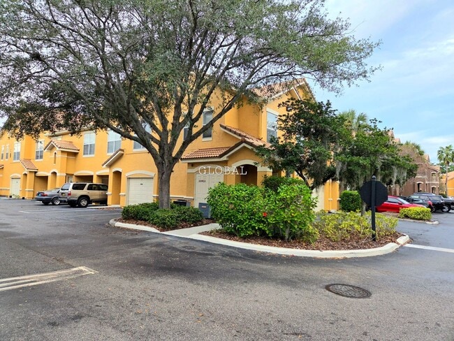 property at 8855 Villa View Cir