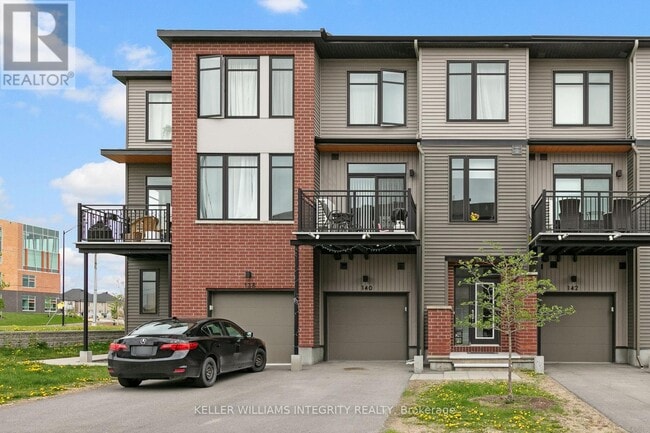 property at 140 Visor Private