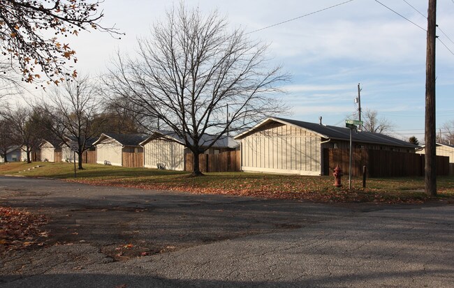 2900-2910 W 43rd Ave in Kansas City, KS - Foto de edificio - Building Photo