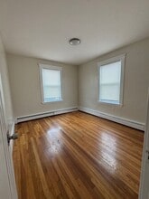 26 Hanover St in Lynn, MA - Building Photo - Building Photo