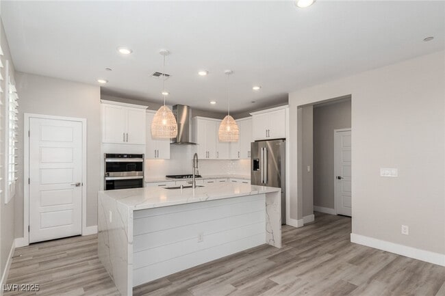 property at 11592 Alpine Cove Ave